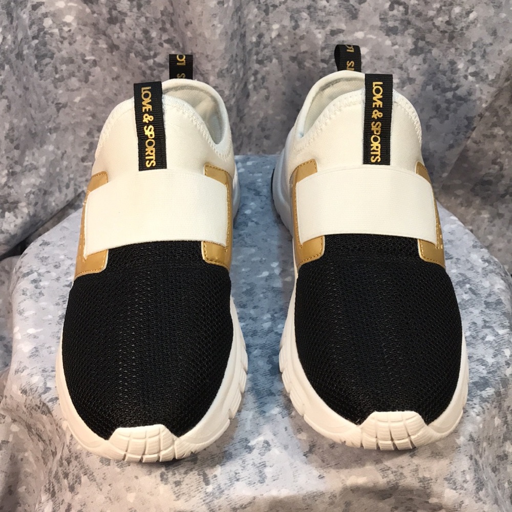 Women’s Size 7 Love & Sports White/Black/Gold Slip on Athletic Shoes Brand New! - Picture 2 of 9